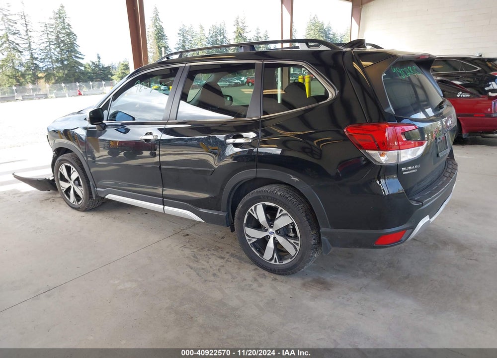2019 SUBARU FORESTER TOURING VIN: JF2SKAWC7KH409404