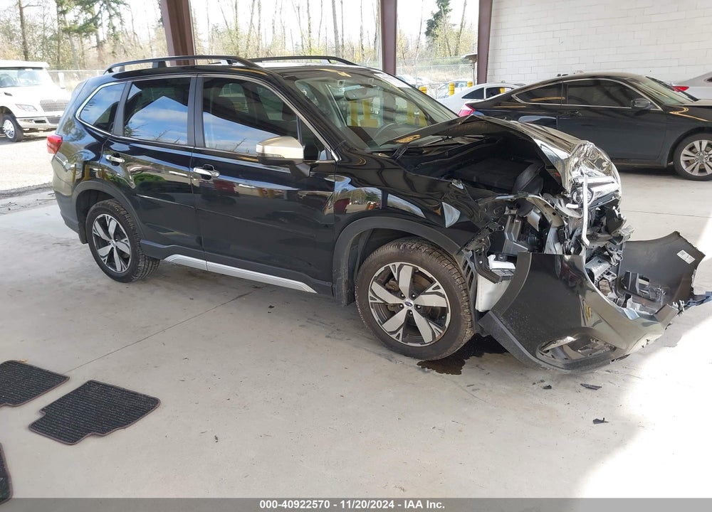 2019 SUBARU FORESTER TOURING VIN: JF2SKAWC7KH409404