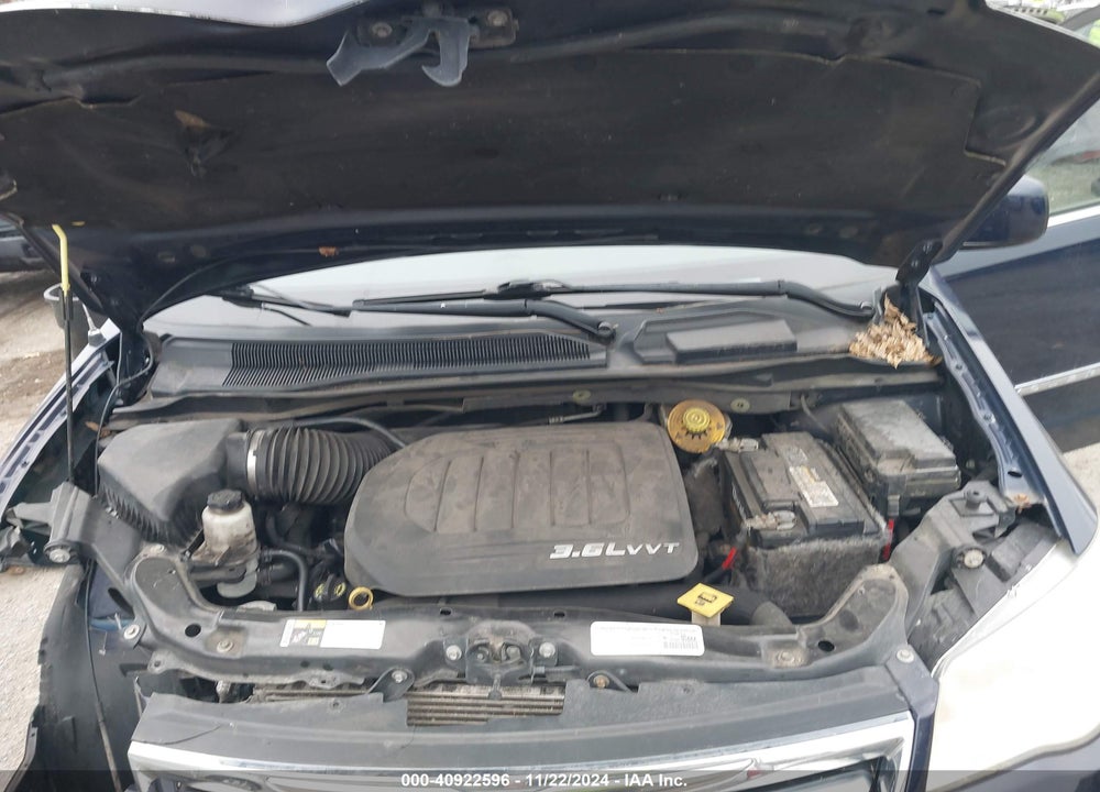 2014 CHRYSLER TOWN & COUNTRY TOURING VIN: 2C4RC1BG8ER294016