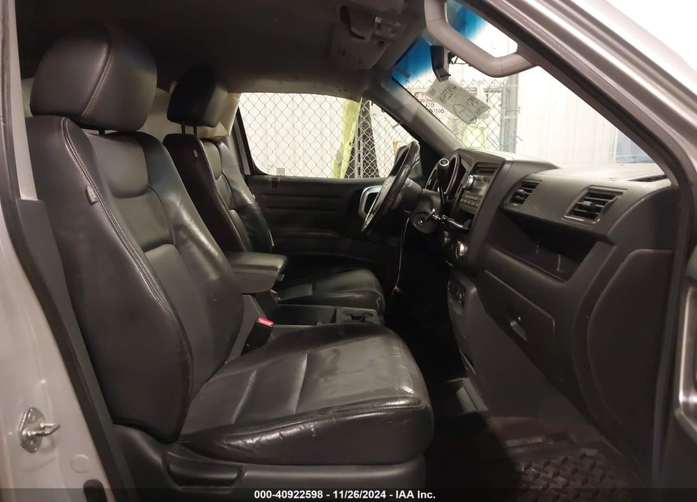 2006 HONDA RIDGELINE RTL VIN: 2HJYK16526H525048