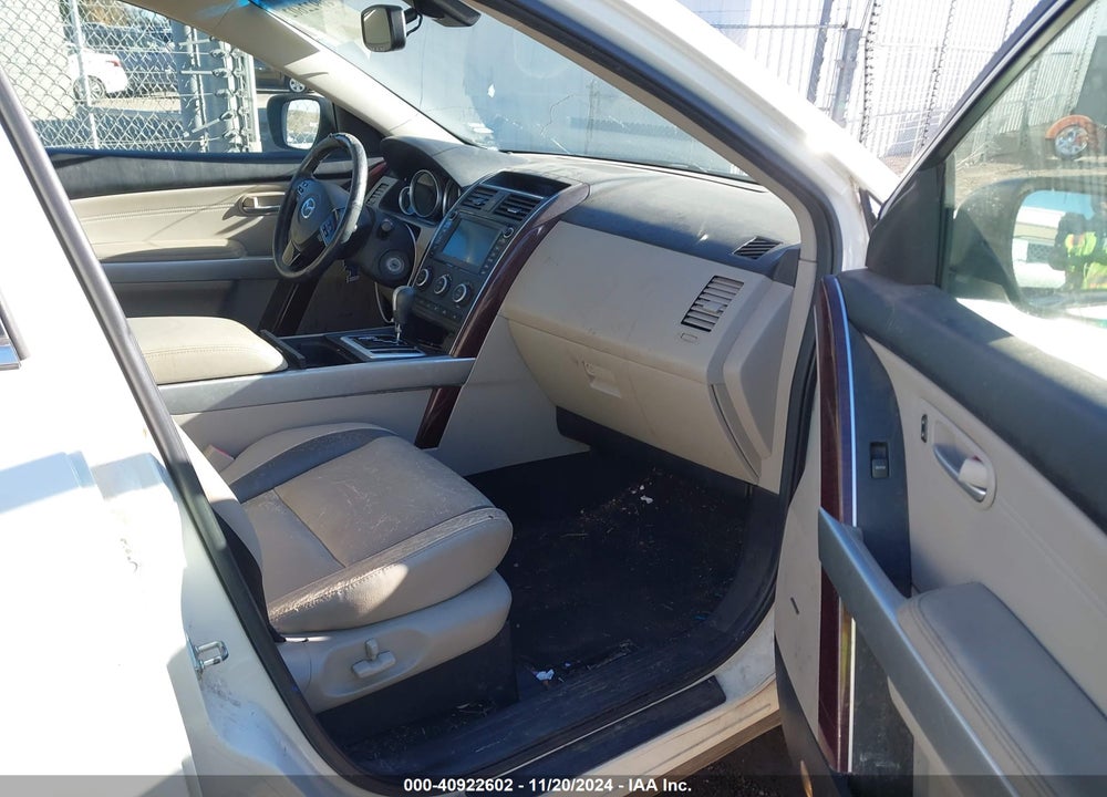2009 MAZDA CX-9 GRAND TOURING VIN: JM3TB28A390171040