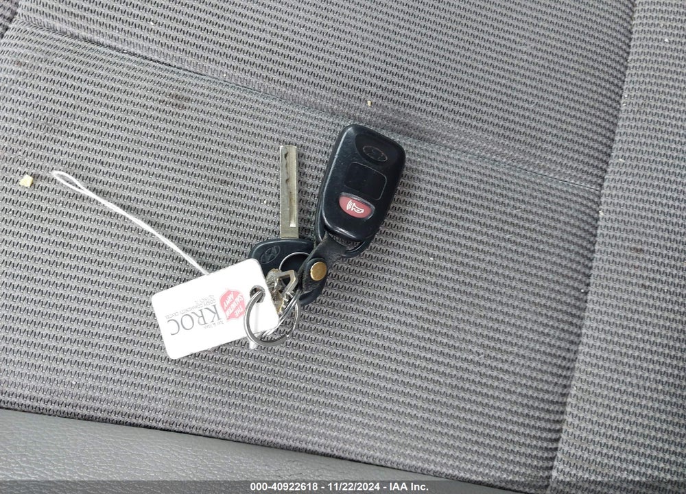 2013 HYUNDAI VELOSTER VIN: KMHTC6AD8DU106361