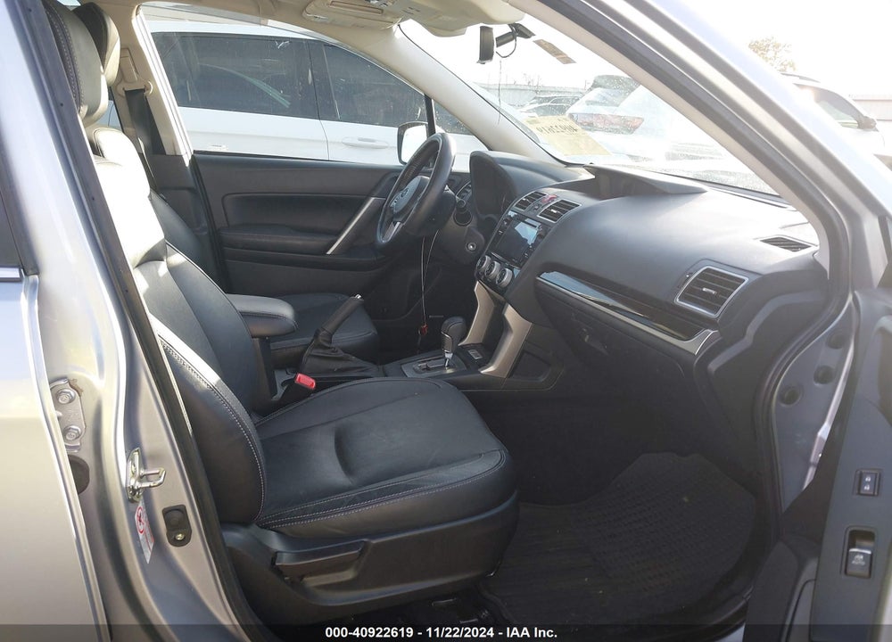 2017 SUBARU FORESTER 2.5I LIMITED VIN: JF2SJARC7HH807123