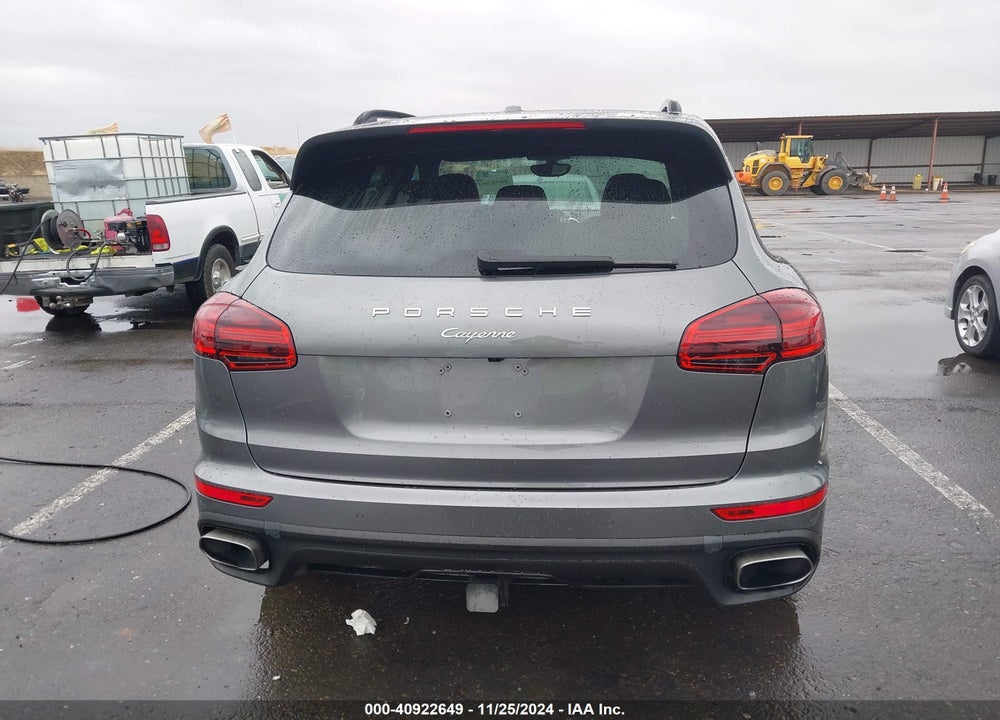 2016 PORSCHE CAYENNE VIN: WP1AA2A20GKA16130