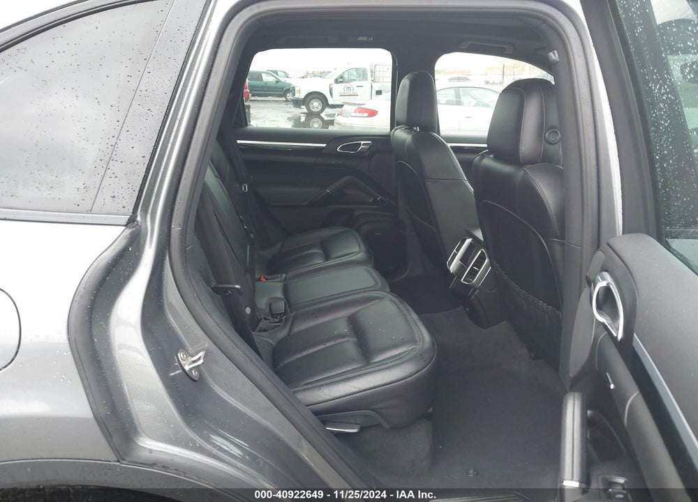 2016 PORSCHE CAYENNE VIN: WP1AA2A20GKA16130