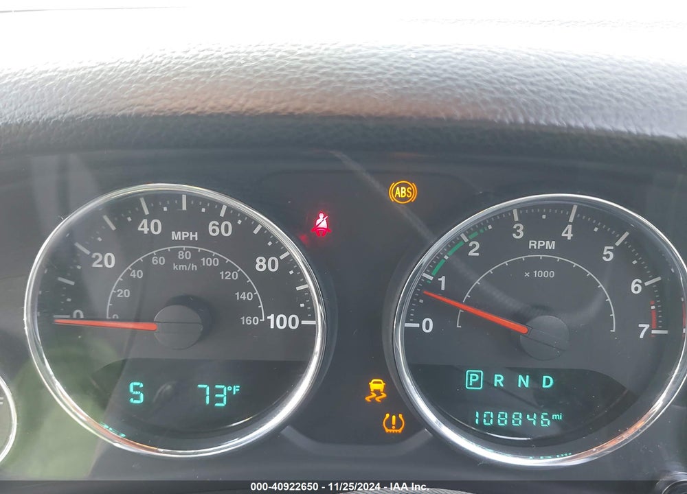 2016 JEEP WRANGLER UNLIMITED SAHARA VIN: 1C4BJWEG4GL244015