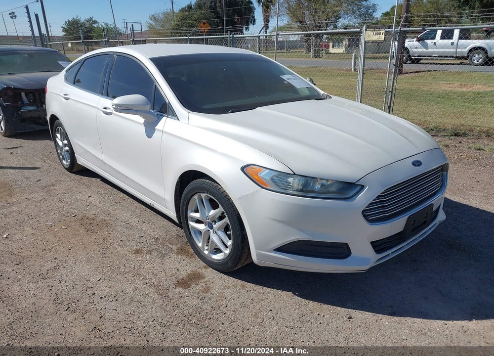 2014 FORD FUSION SE VIN: 3FA6P0HD4ER141695