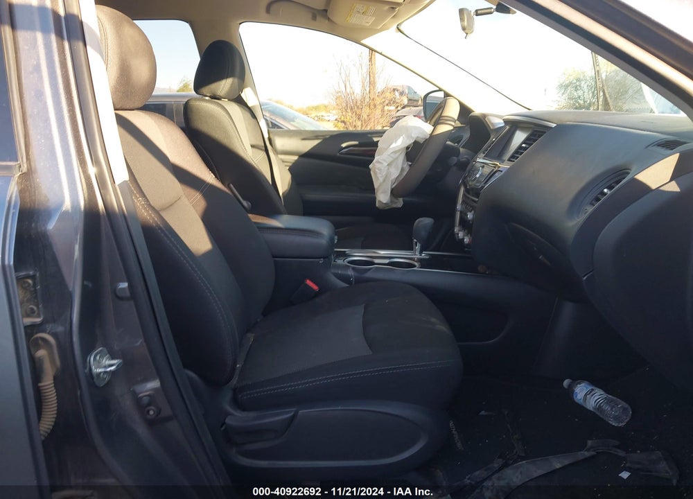 2019 NISSAN PATHFINDER S VIN: 5N1DR2MNXKC648869