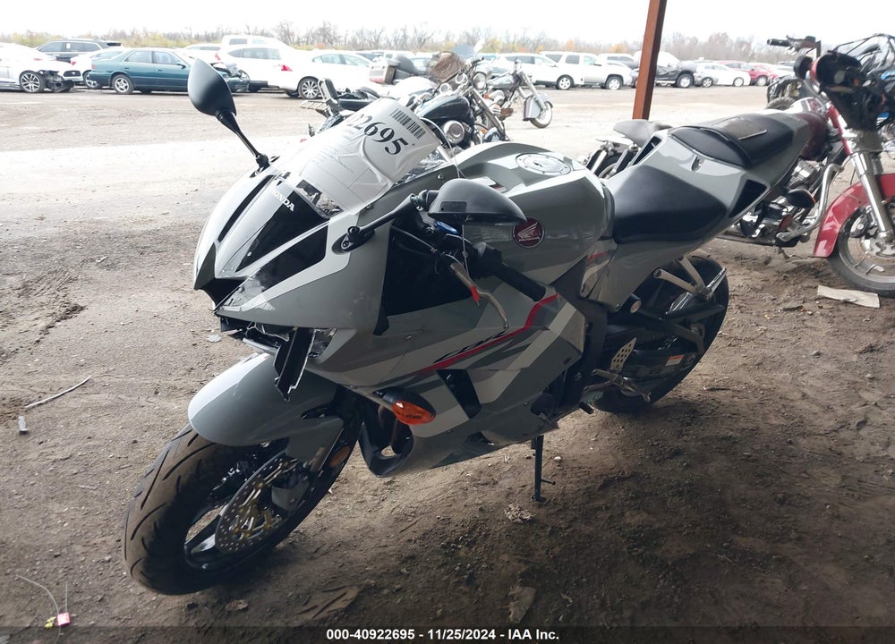 2025 HONDA CBR600 RR VIN: JH2PC40H2SK200122