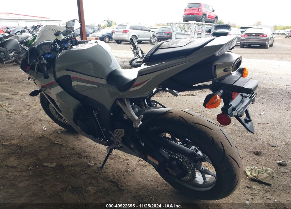 2025 HONDA CBR600 RR VIN: JH2PC40H2SK200122