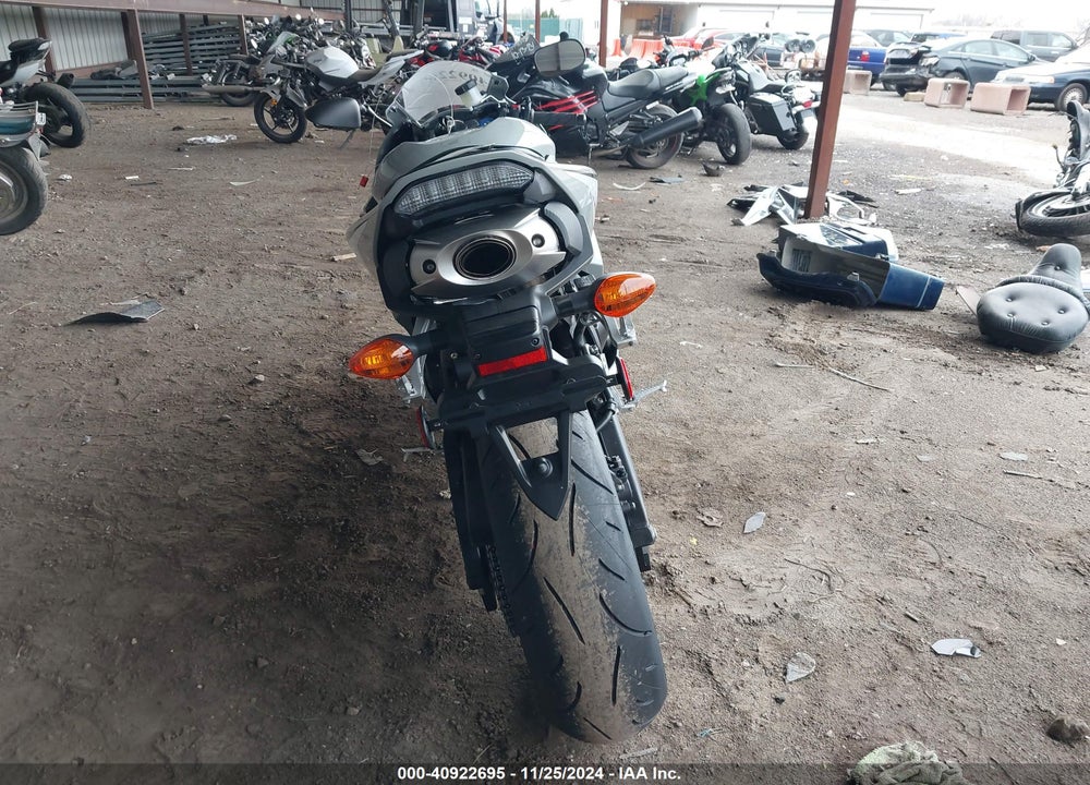 2025 HONDA CBR600 RR VIN: JH2PC40H2SK200122