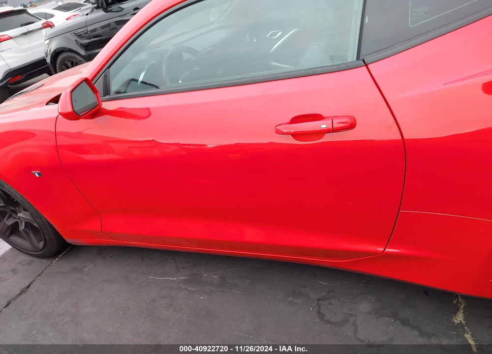 2018 CHEVROLET CAMARO 2SS VIN: 1G1FH1R70J0105348