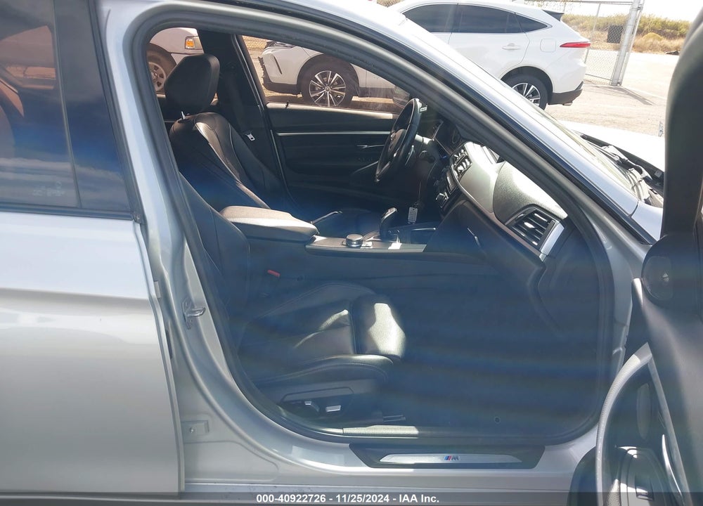 2018 BMW 340 VIN: WBA8B3G54JNV01071
