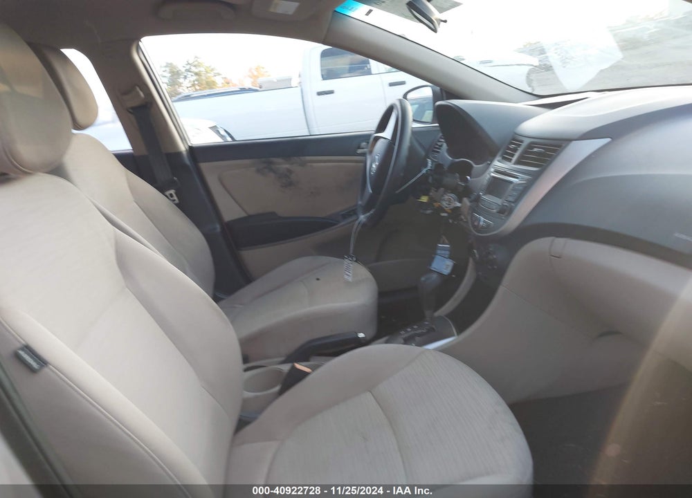 2016 HYUNDAI ACCENT SE VIN: KMHCT4AE0GU162411