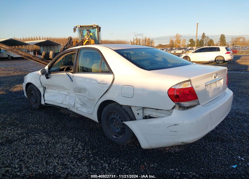 2005 TOYOTA CAMRY LE VIN: 4T1BE32K65U543441