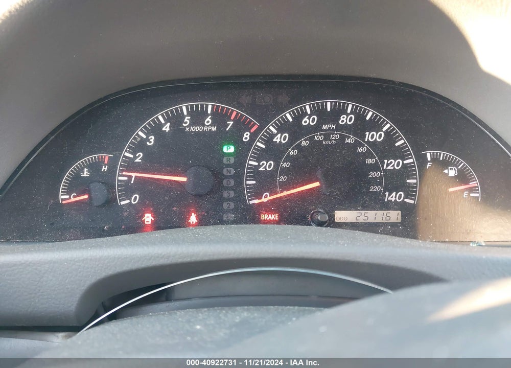 2005 TOYOTA CAMRY LE VIN: 4T1BE32K65U543441