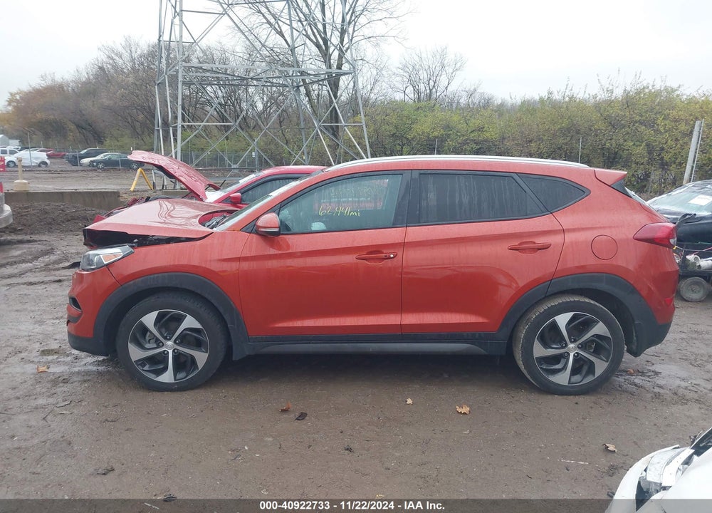 2016 HYUNDAI TUCSON SPORT VIN: KM8J33A21GU136584