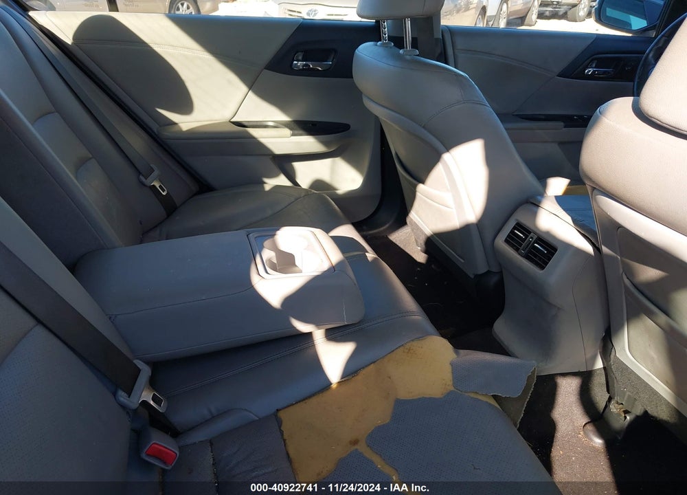 2014 HONDA ACCORD EX-L VIN: 1HGCR2F89EA297753
