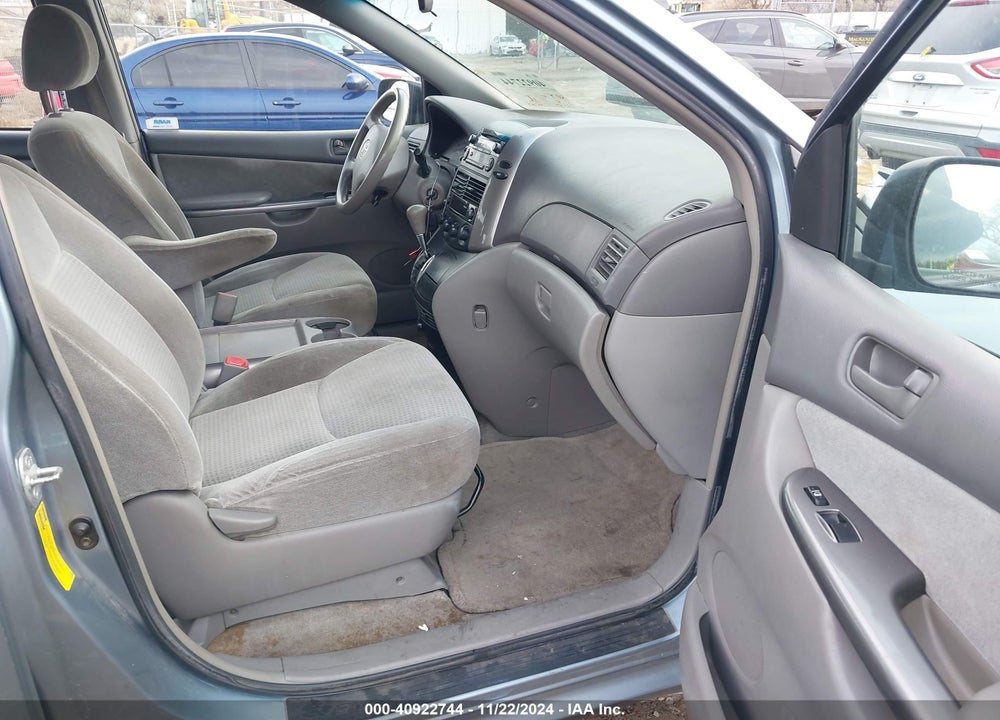 2006 TOYOTA SIENNA CE VIN: 5TDZA23C06S434351