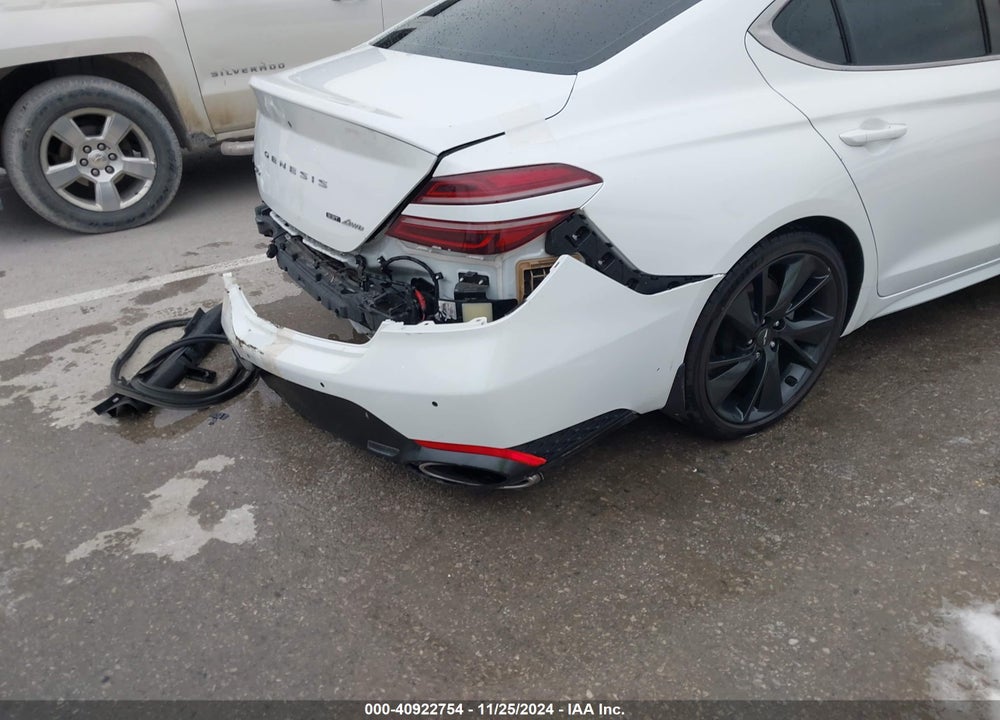 2022 GENESIS G70 VIN: KMTG54TE3NU087411