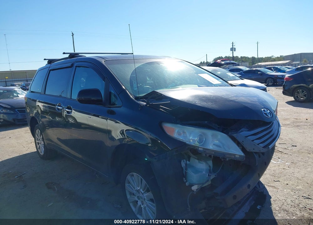2012 TOYOTA SIENNA XLE LIMITED VIN: 5TDDK3DCXCS042467