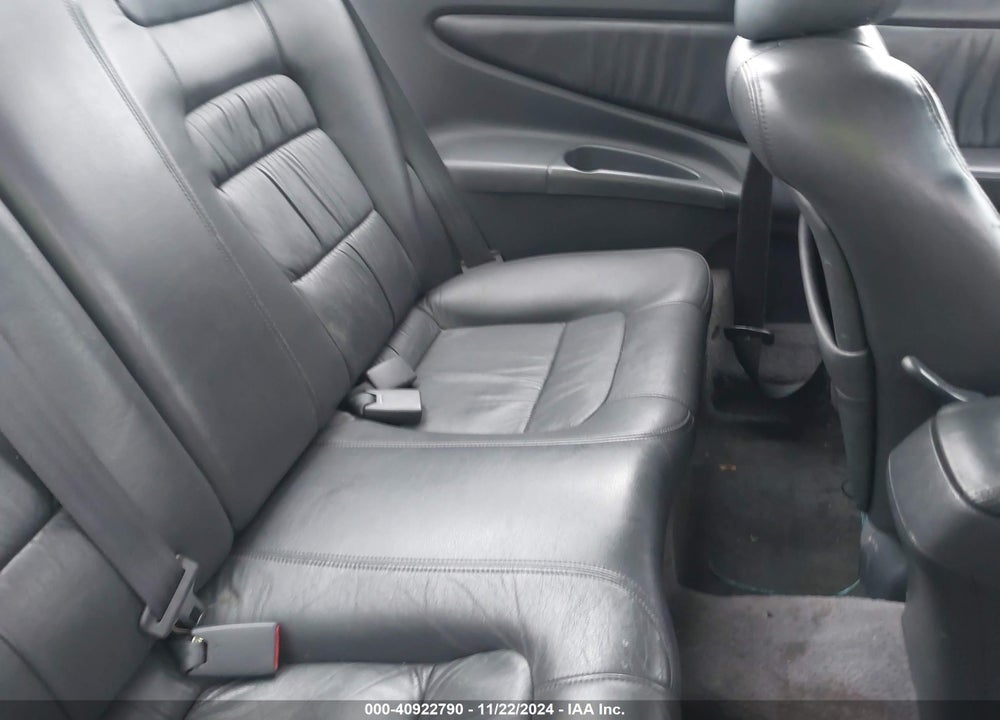 2000 HONDA ACCORD 3.0 EX VIN: 1HGCG2253YA024670