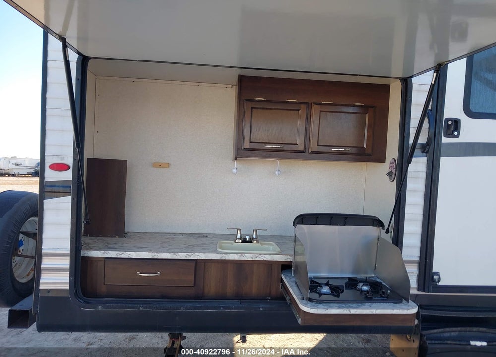 2018 OTHER JAYCO VIN: 1UJBJ0BT7J17T0612