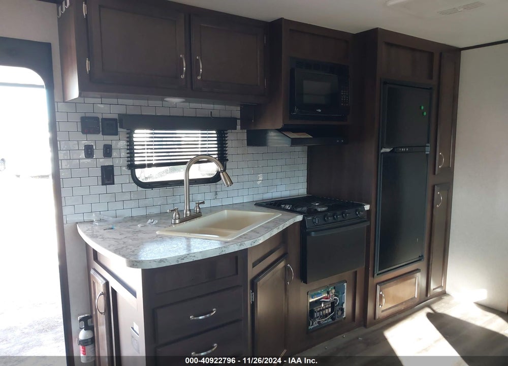 2018 OTHER JAYCO VIN: 1UJBJ0BT7J17T0612