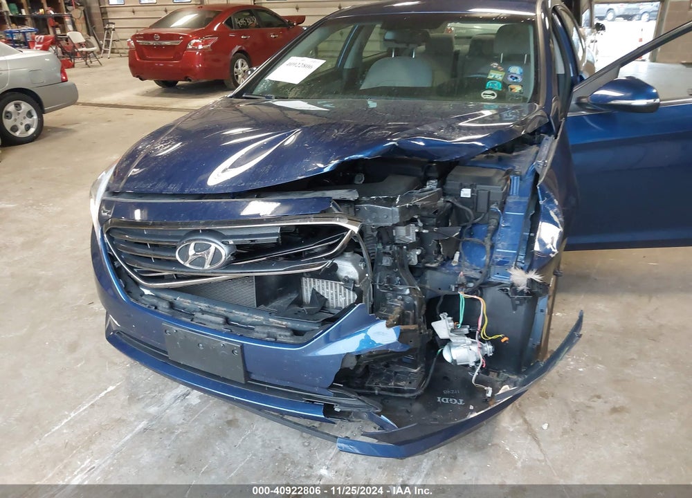 2015 HYUNDAI SONATA ECO VIN: 5NPE24AA1FH150869