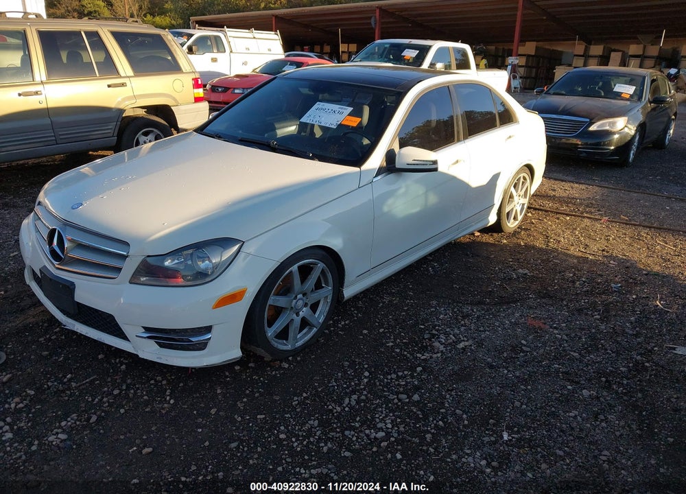2012 MERCEDES-BENZ C 300 LUXURY 4MATIC/SPORT 4MATIC VIN: WDDGF8BB0CR229195