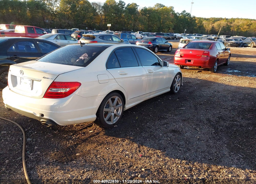 2012 MERCEDES-BENZ C 300 LUXURY 4MATIC/SPORT 4MATIC VIN: WDDGF8BB0CR229195