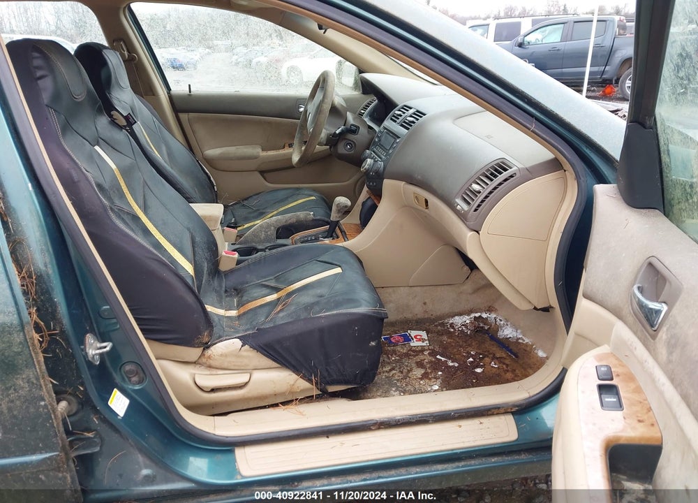 2003 HONDA ACCORD 2.4 EX VIN: 1HGCM56633A046206