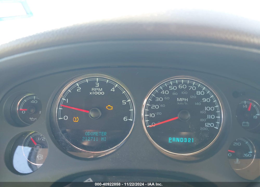 2008 GMC YUKON SLT VIN: 1GKFK13058R218694
