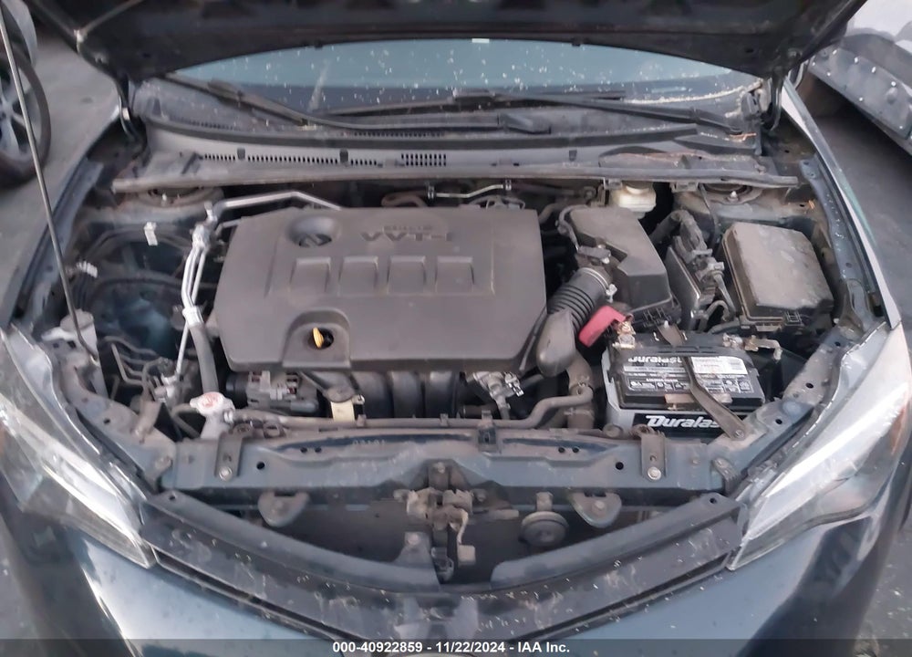 2018 TOYOTA COROLLA LE VIN: 5YFBURHE0JP832558