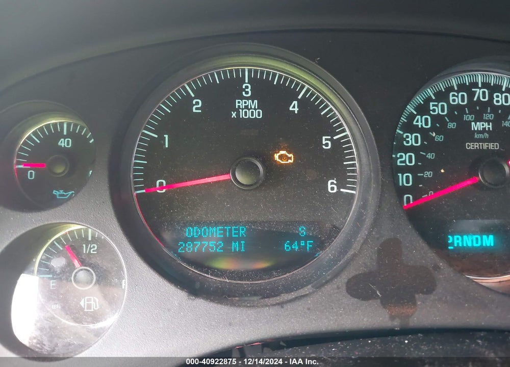 2010 CHEVROLET TAHOE LS VIN: 1GNMCAE00AR230925