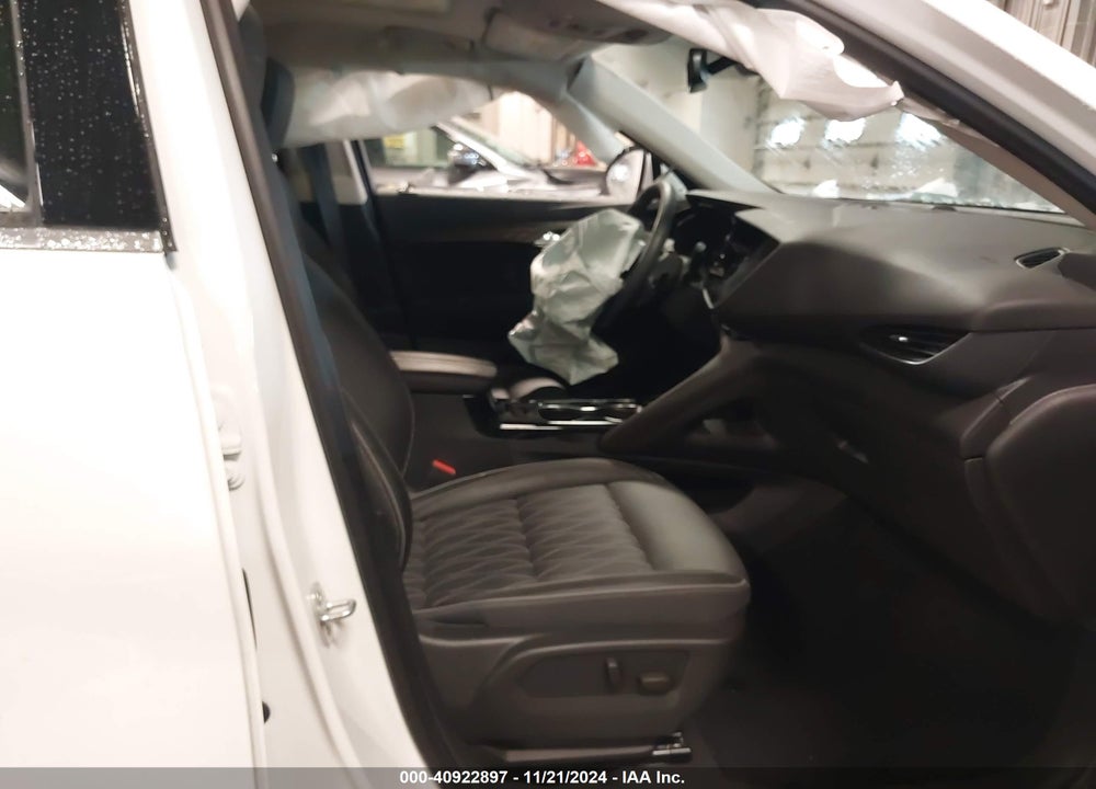 2022 BUICK ENVISION FWD AVENIR VIN: LRBFZRR46ND067159