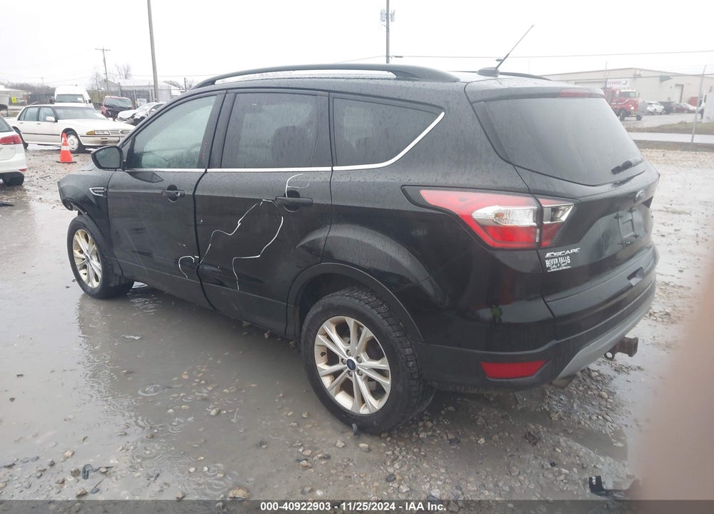 2018 FORD ESCAPE SE VIN: 1FMCU9GD1JUB73627
