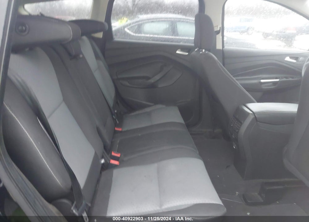 2018 FORD ESCAPE SE VIN: 1FMCU9GD1JUB73627