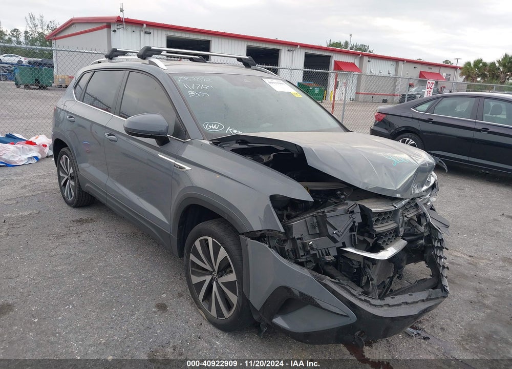 2022 VOLKSWAGEN TAOS 1.5T SE VIN: 3VVLX7B24NM087892