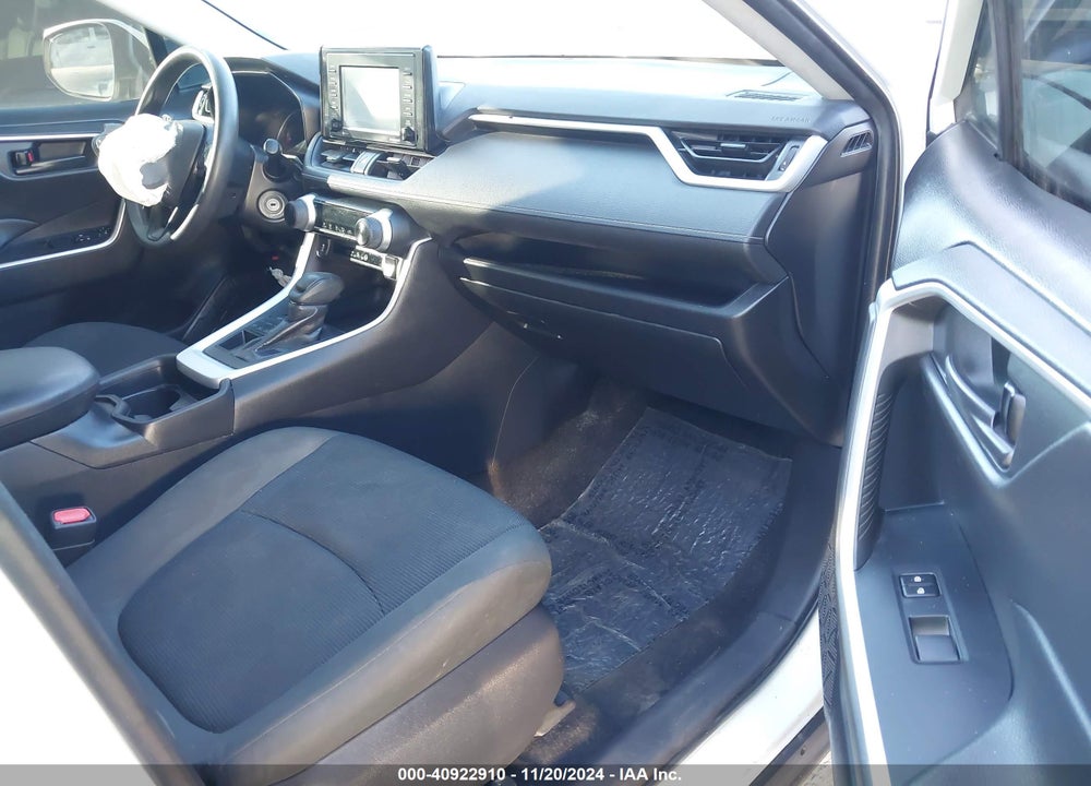2021 TOYOTA RAV4 LE VIN: 2T3G1RFV1MW162093