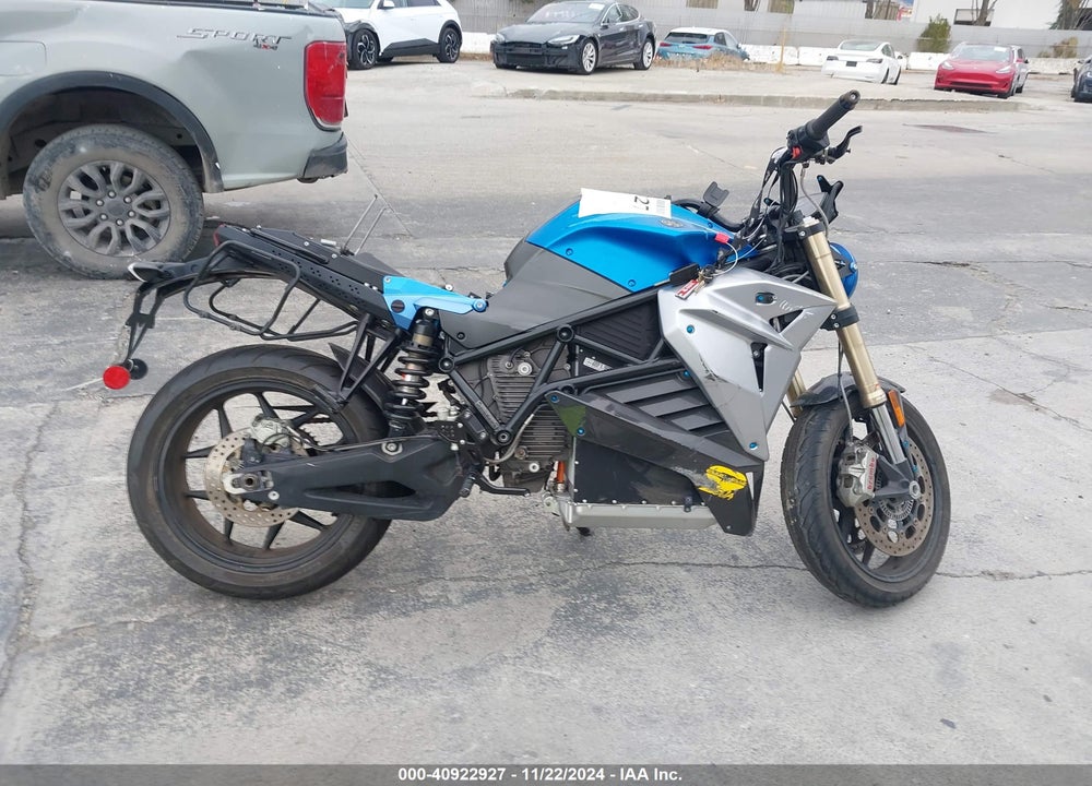 2021 ENERGICA EVA ESSEESSE9 +/+ RS VIN: ZNNT1A1A1MS000030