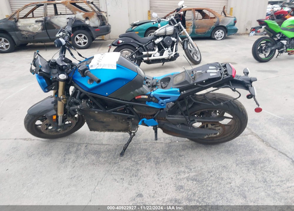 2021 ENERGICA EVA ESSEESSE9 +/+ RS VIN: ZNNT1A1A1MS000030