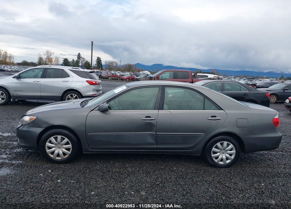 2005 TOYOTA CAMRY LE VIN: 4T1BE32K65U587892