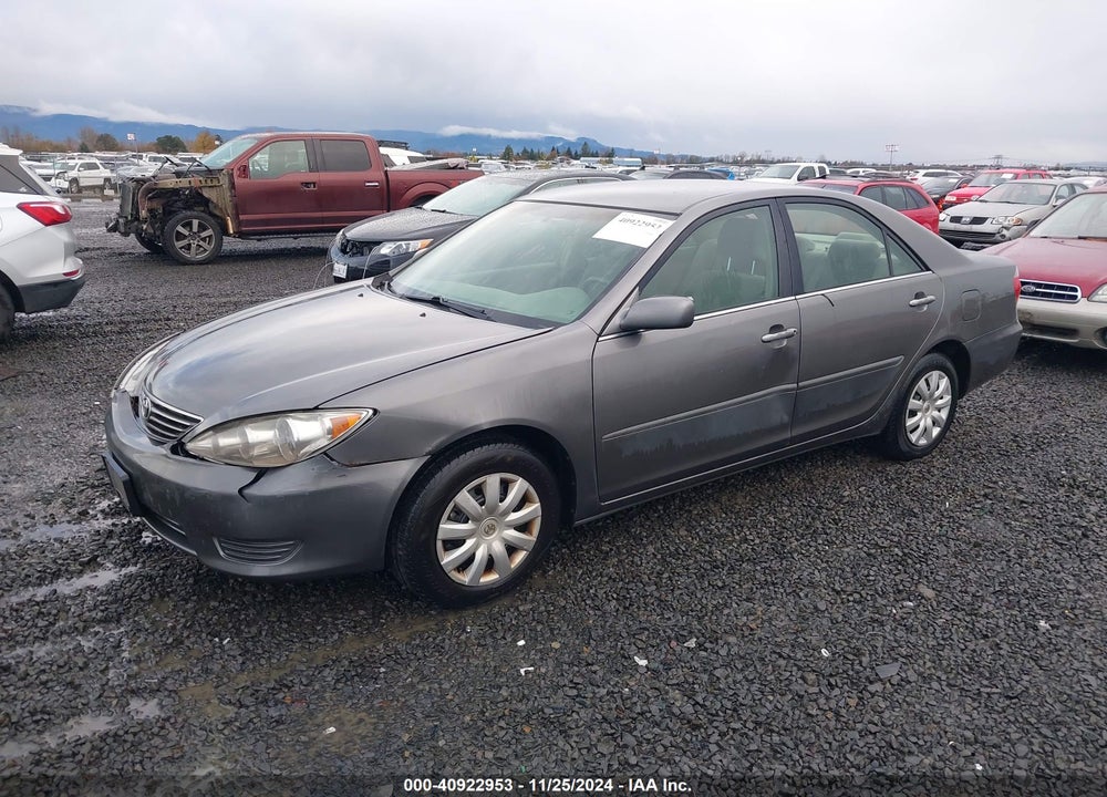 2005 TOYOTA CAMRY LE VIN: 4T1BE32K65U587892