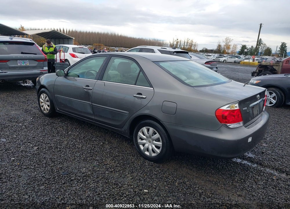 2005 TOYOTA CAMRY LE VIN: 4T1BE32K65U587892