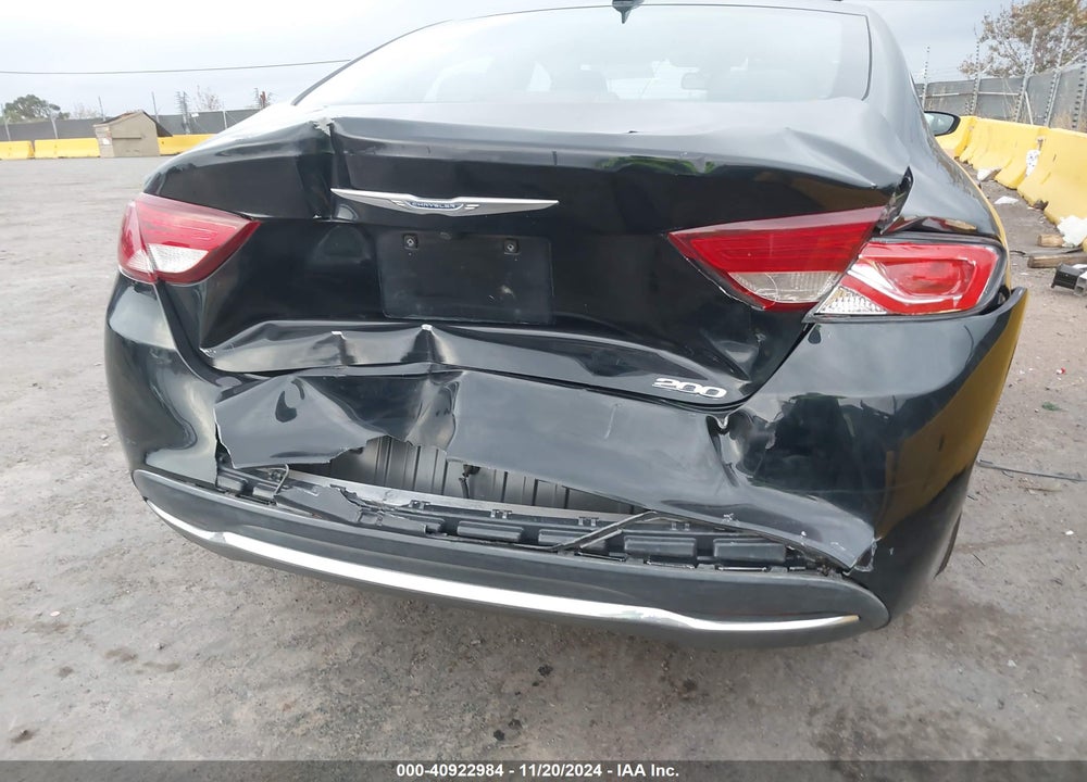 2016 CHRYSLER 200 LIMITED VIN: 1C3CCCAB7GN111992