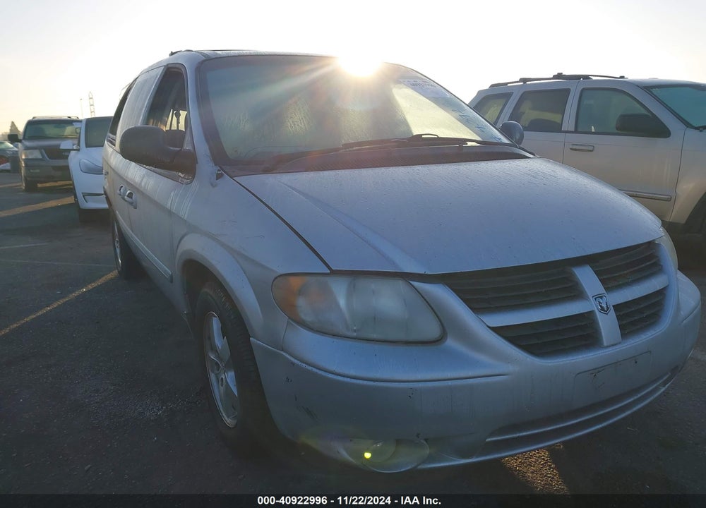 2007 DODGE GRAND CARAVAN SXT VIN: 2D4GP44L47R104810