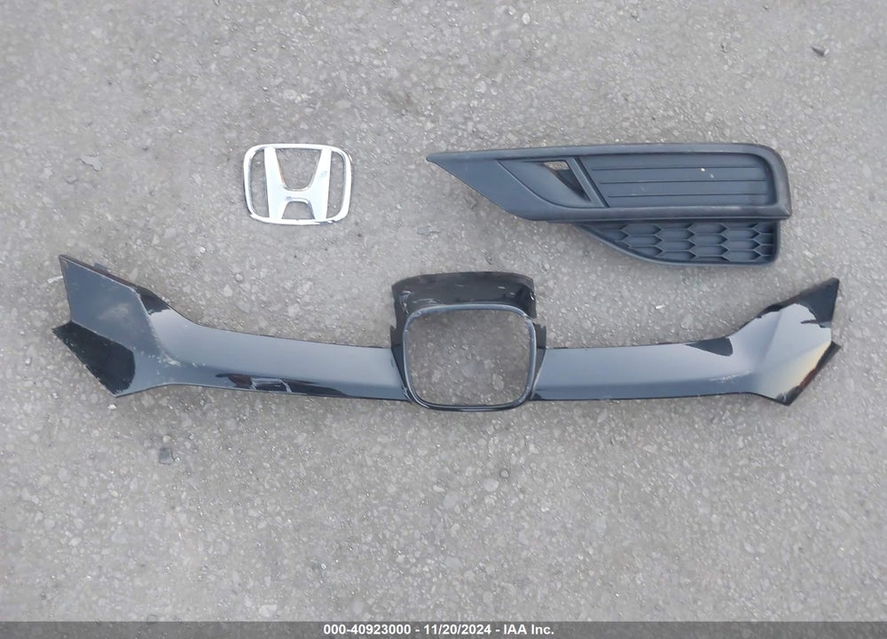 2015 HONDA CR-V LX VIN: 3CZRM3H3XFG700070