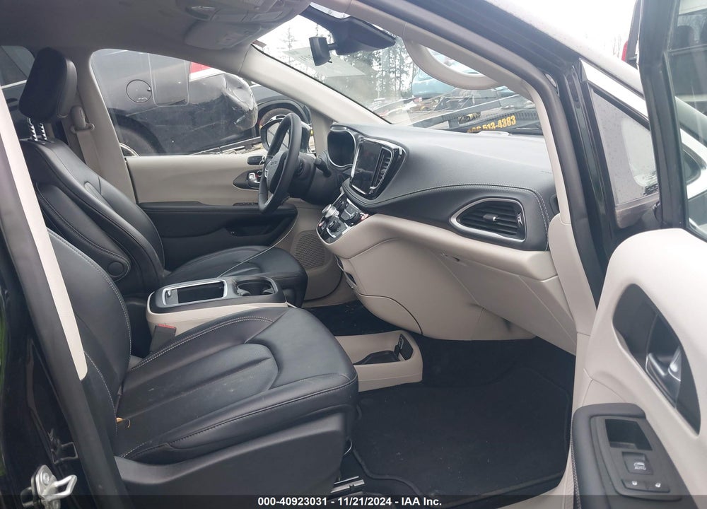 2024 CHRYSLER PACIFICA HYBRID SELECT VIN: 2C4RC1S77RR150236