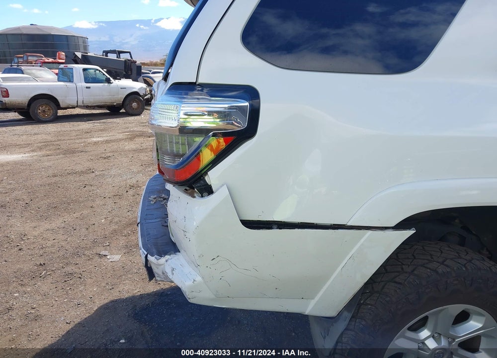 2020 TOYOTA 4RUNNER SR5 VIN: JTEBU5JR1L5784022
